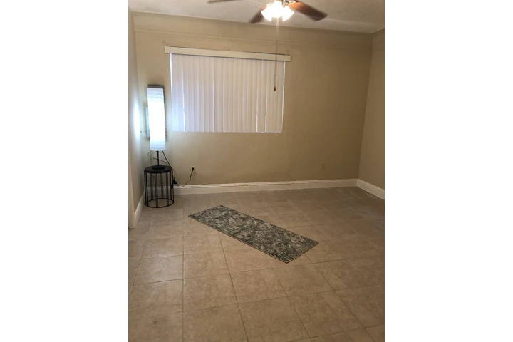 $1525 : Apartamento en renta 1H/1B image 6