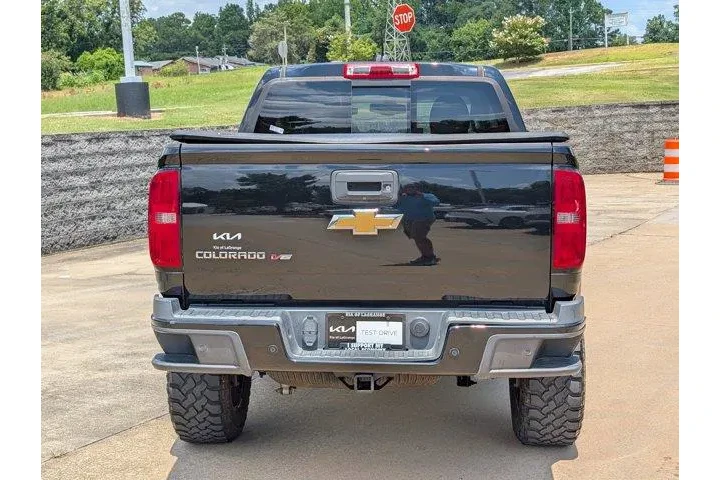 Chevrolet Colorado 2019 4x4 image 9