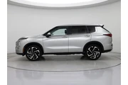 $23998 : Mitsubishi Outlander 2024 SE thumbnail