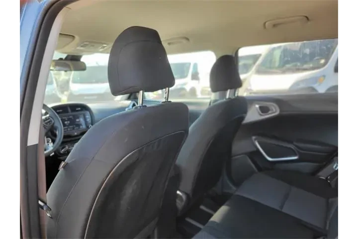 $14991 : Kia Soul 2024 LX 4dr Crossov image 10