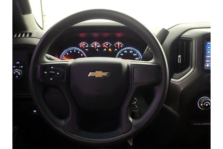 $27998 : Chevrolet Silverado 1500 202 image 10