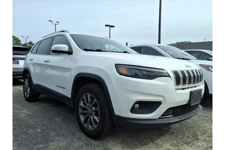 $12749 : Jeep Cherokee 2019 4x4 Latit image 1