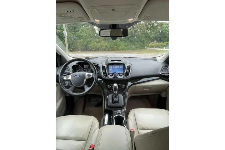 $5500 : 2016 Escape Titanium image 4