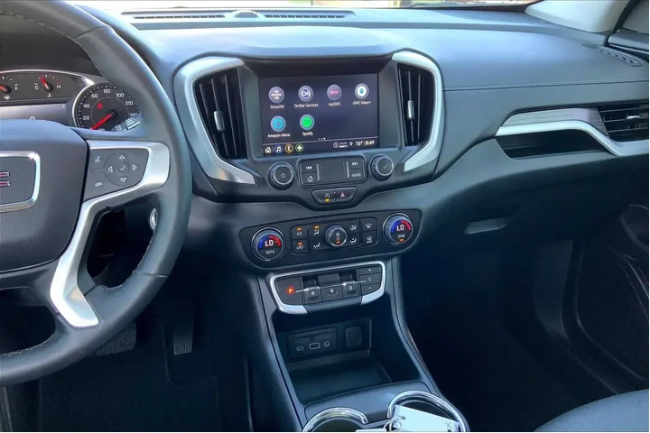 $26799 : GMC Terrain 2023 SLT 4dr SUV image 6