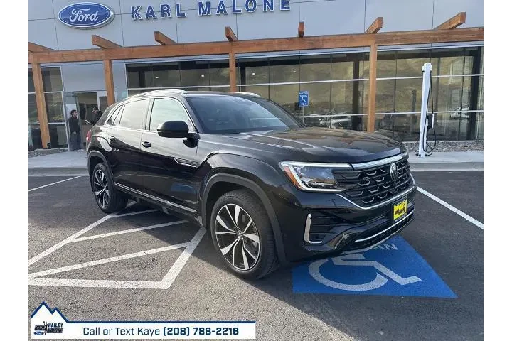 $39779 : Volkswagen Atlas Cross Sport image 2