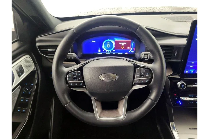 $38998 : Ford Explorer 2022 AWD Plati image 10