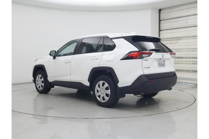 $28998 : Toyota RAV4 2022 LE 4dr SUV image 2