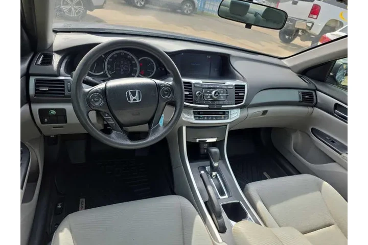 $8000 : 2014 Accord LX image 9