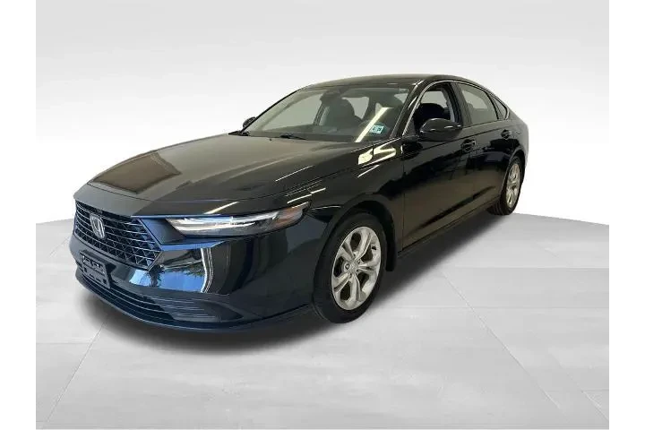 $23451 : Honda Accord 2023 LX 4dr Sed image 3