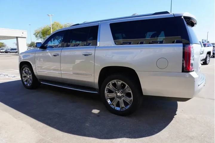 $19888 : GMC Yukon XL 2016 4x2 Denali image 4
