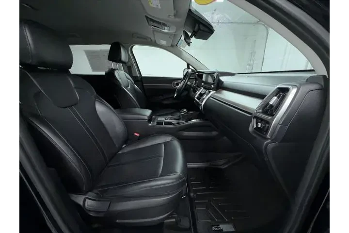 $27695 : Kia Sorento 2022 AWD X-Line image 6