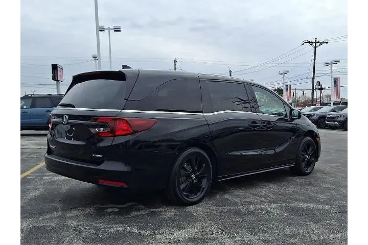 $38290 : Honda Odyssey 2024 Sport 4dr image 6