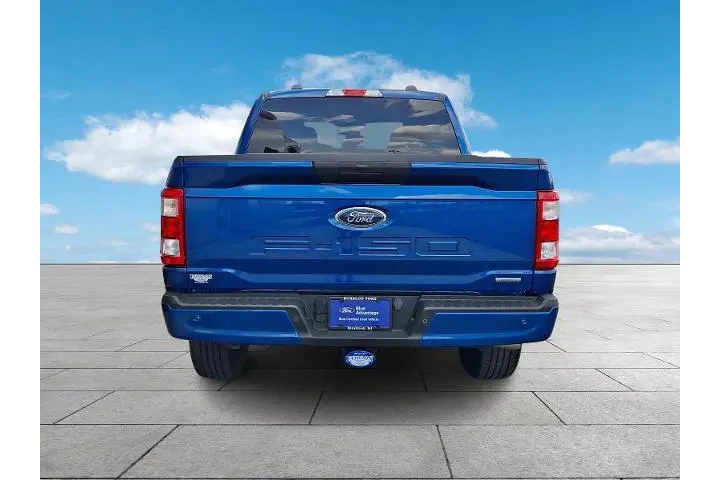 $37997 : Ford F-150 2023 4x4 XLT 4dr image 5