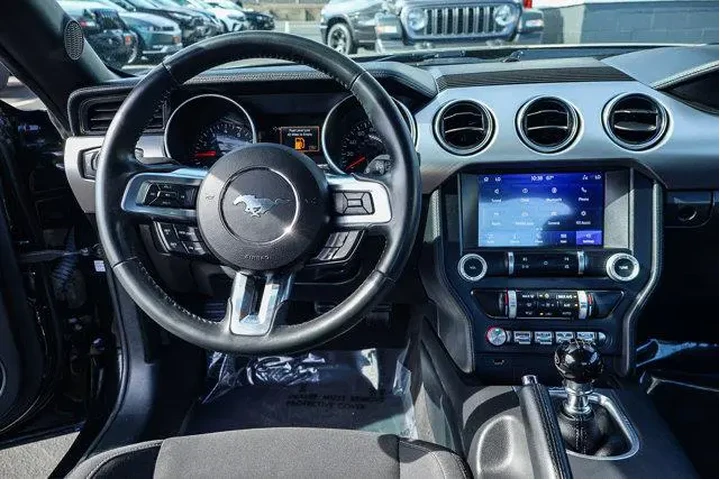 $36500 : Ford Mustang 2023 GT 2dr Fas image 3