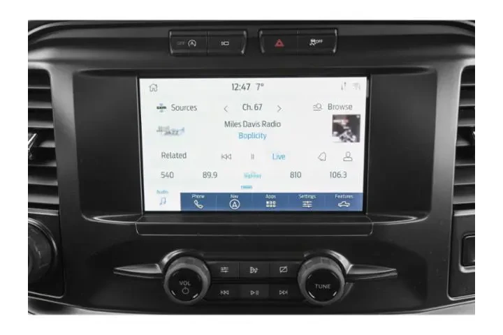 $38921 : Ford F-150 2023 4x4 XLT 4dr image 10