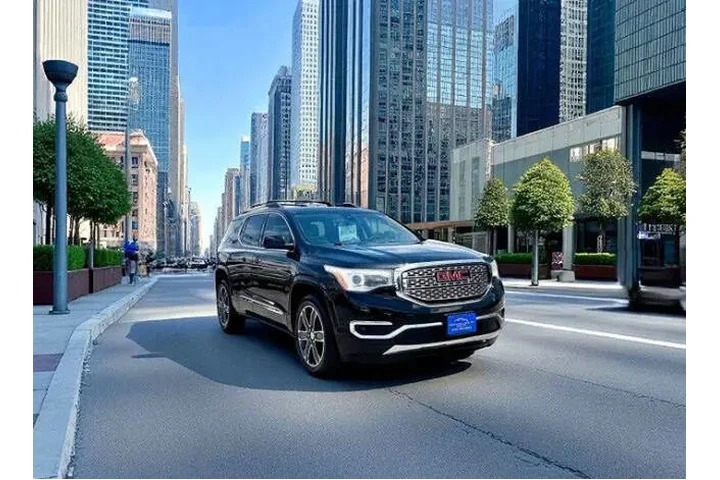 2019 GMC Acadia image 2