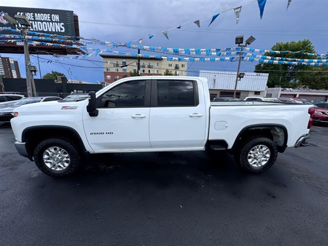 $47389 : 2020 Silverado 2500HD 4WD Cre image 8