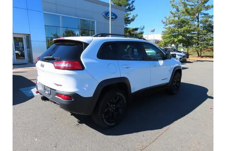 $11500 : Jeep Cherokee 2017 4x4 Trail image 5
