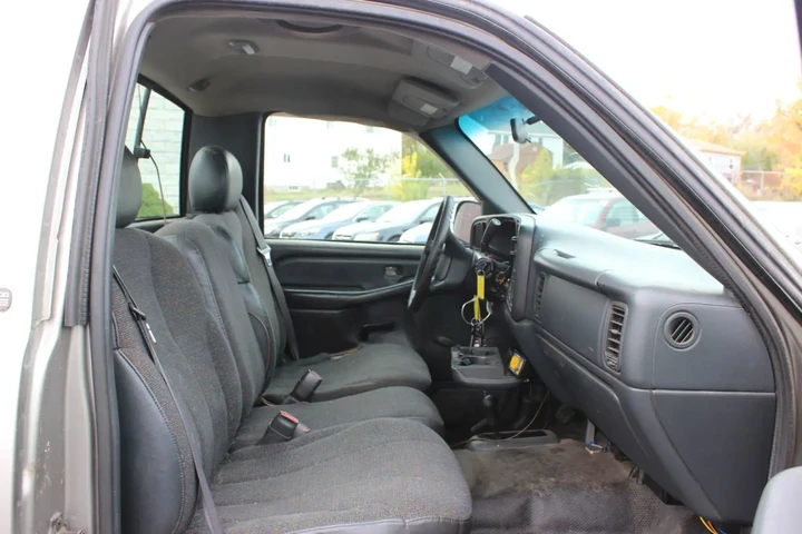 $9999 : 2000 CHEVROLET SILVERADO 2500 image 7