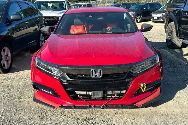 $18574 : Honda Accord 2018 Sport 4dr image 3