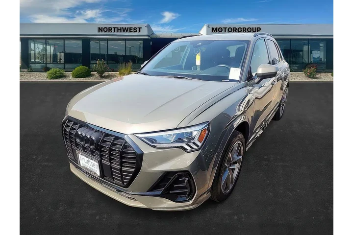 $29876 : Audi Q3 2022 AWD quattro S l image 2