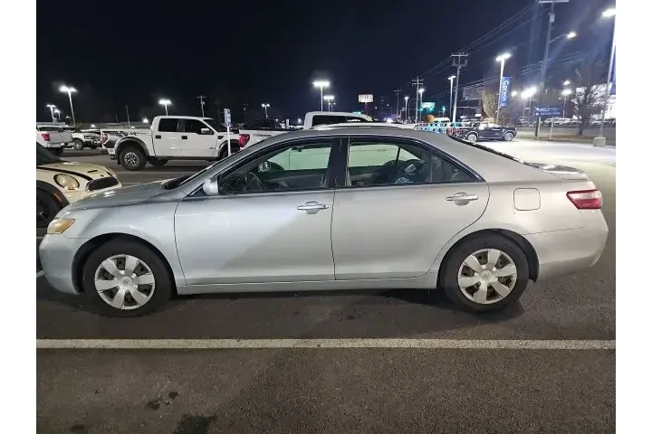 $7989 : Toyota Camry 2007 CE 4dr Sed image 8