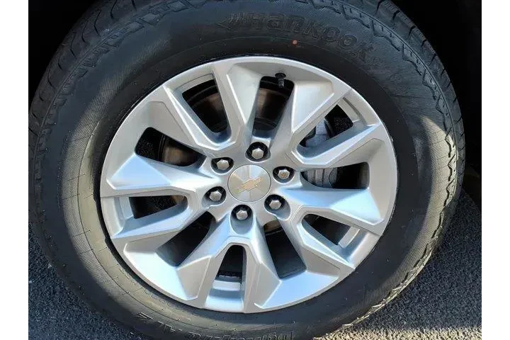 $28900 : Chevrolet Silverado 1500 202 image 9