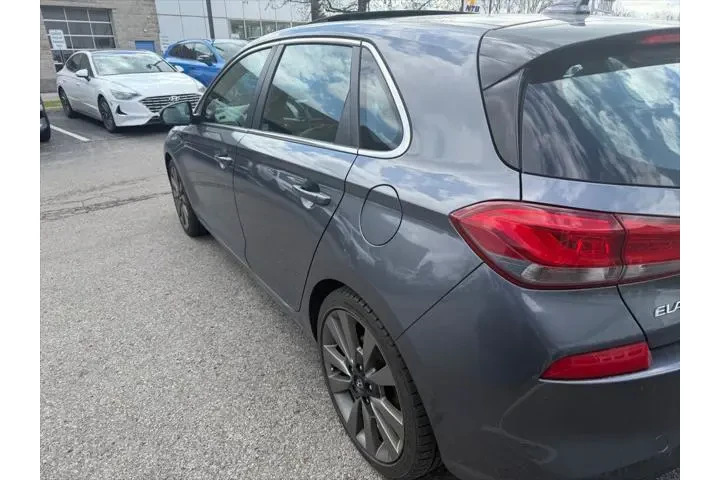 $15166 : Hyundai ELANTRA GT 2018 Spor image 5