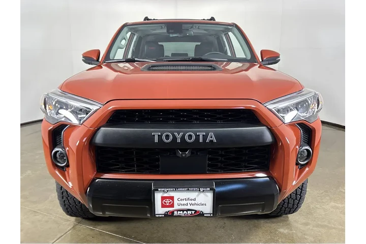 $60000 : Gold Certified2024 4Runner TR image 9