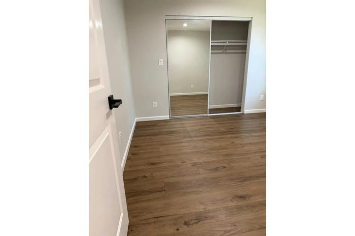 $1200 : Cuartos en renta image 6