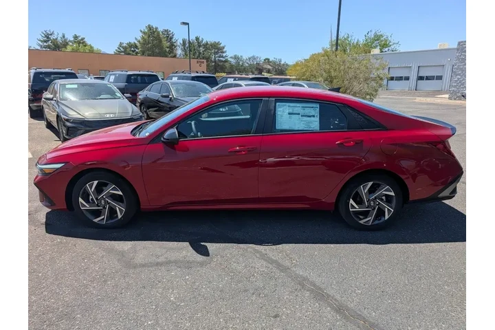 $23995 : Hyundai ELANTRA Hybrid 2025 image 2