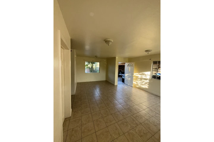 $3000 : Casa en Renta/ House for Rent image 2
