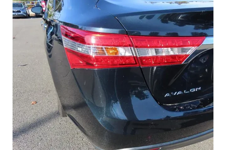 $14000 : Toyota Avalon 2015 XLE 4dr S image 7