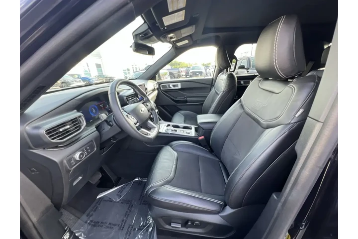 $32000 : Ford Explorer 2022 AWD ST 4d image 10