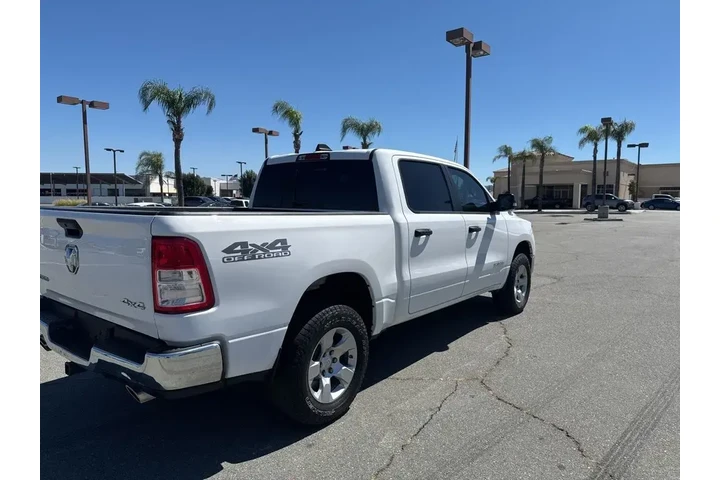 $37998 : Ram 1500 2023 4x4 Big Horn 4 image 8