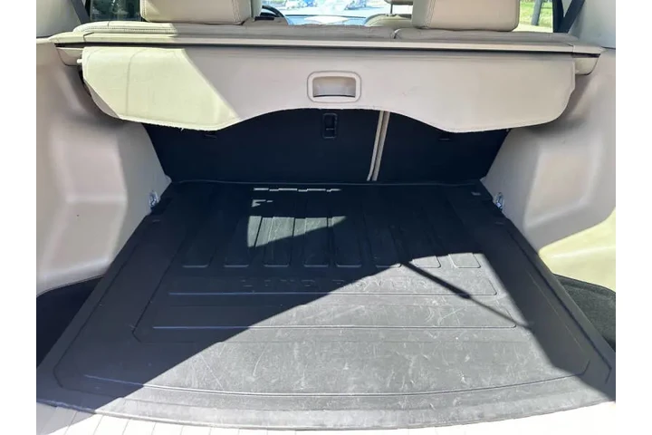 $10285 : 2013 Land Rover LR2 HSE LUX image 10