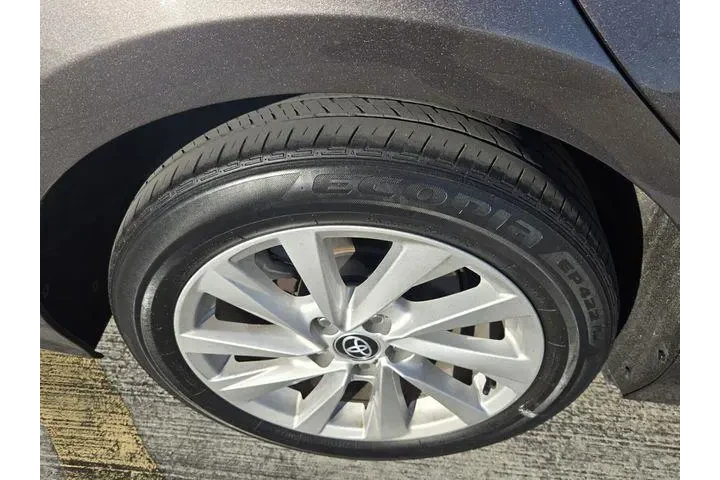 $21491 : Toyota Camry 2022 LE 4dr Sed image 5