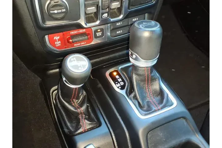 $24972 : Jeep Wrangler Unlimited 2019 image 9