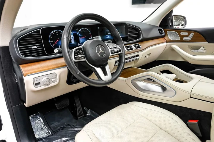 $41990 : 2022 GLE 350 SUV image 4