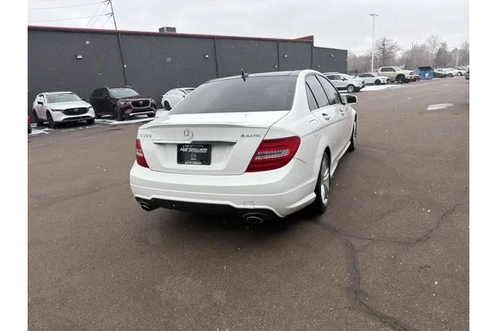 $13980 : Mercedes-Benz C-Class 2014 A image 9