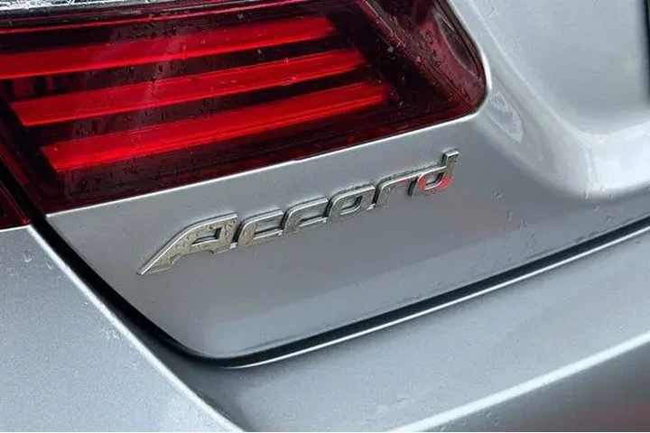 $22991 : Honda Accord 2016 EX-L V6 4d image 5