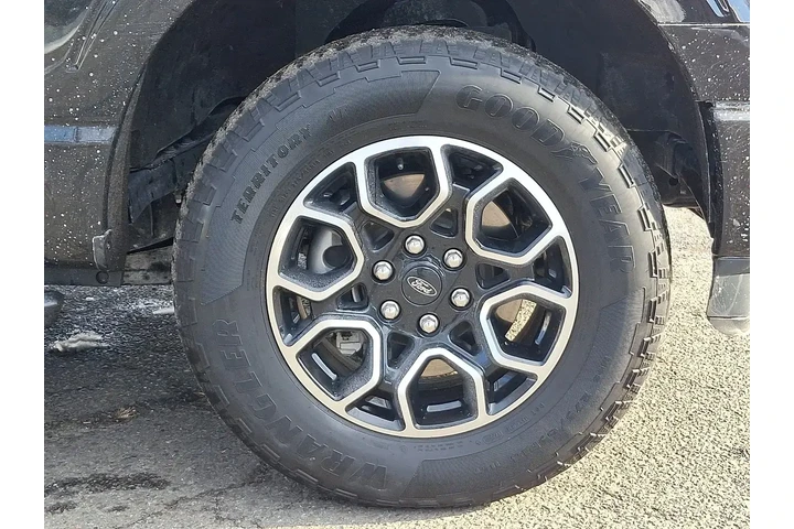 $39995 : Ford F-150 2022 4x4 XLT 4dr image 9