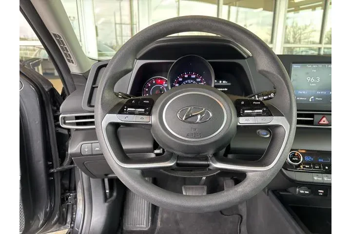 $21998 : Hyundai ELANTRA 2023 SEL 4dr image 7