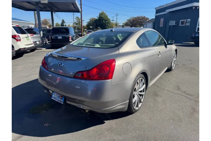 $9998 : 2008 G37 Journey image 8