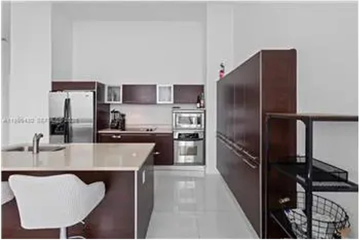 $4200 : Rental property with 2 bedro image 9