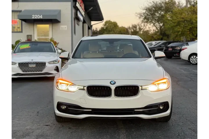 $16900 : 2018 BMW 3 Series 330i image 3