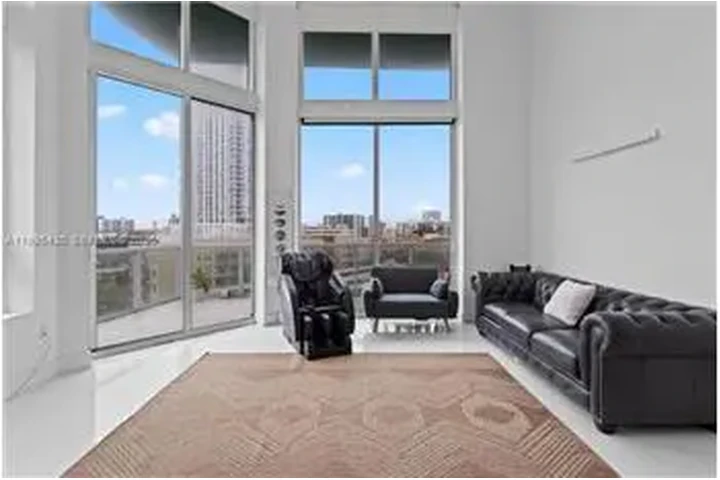 $4200 : Rental property with 2 bedro image 3