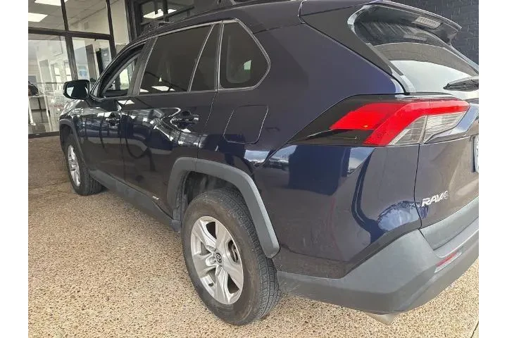 $25772 : Toyota RAV4 Hybrid 2021 AWD image 2