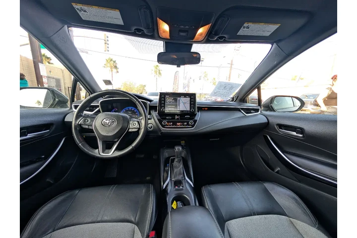 $12995 : 2019 Corolla XSE Hatchback image 9