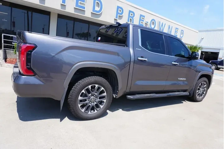 $39725 : Toyota Tundra 2022 4x2 Limit image 6